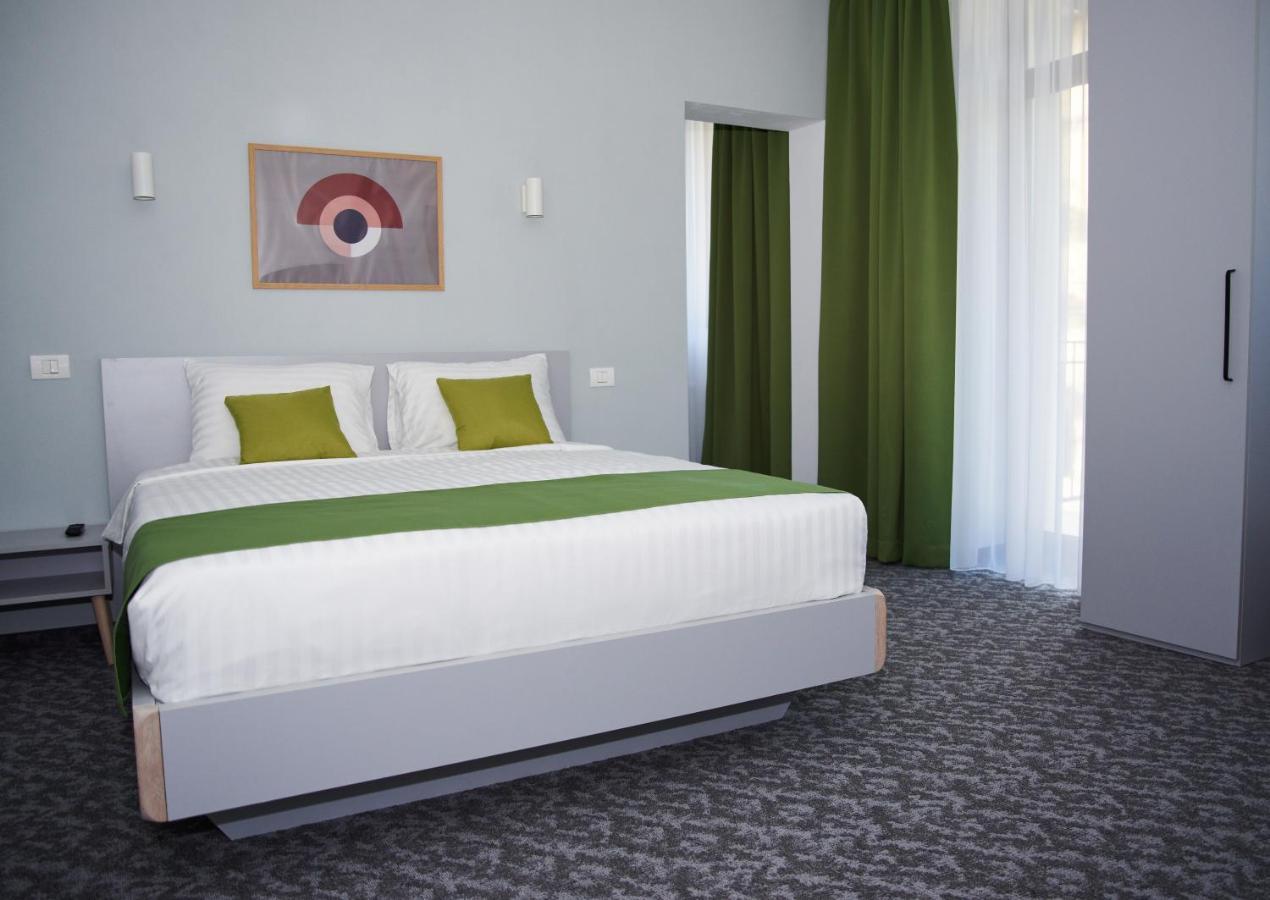 Astra Hotel Călimăneşti Bagian luar foto