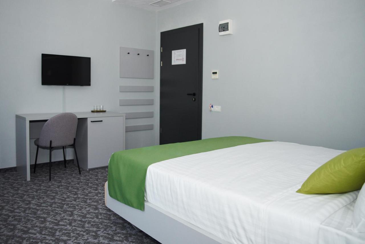 Astra Hotel Călimăneşti Bagian luar foto