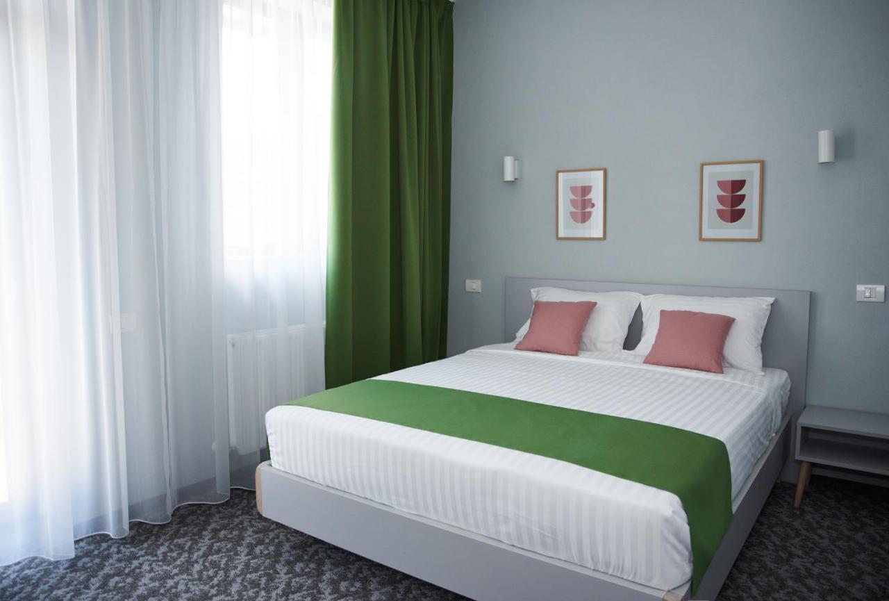 Astra Hotel Călimăneşti Bagian luar foto